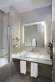 Rochester Champs Elysees - Badezimmer