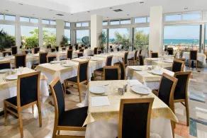 Hotel Prestige - Restaurang