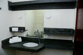 Brisa Hotel - Bathroom