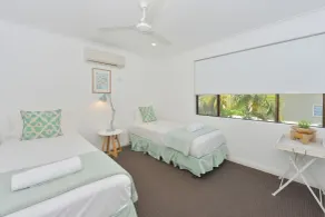 Driftwood Mantaray - Official Onsite Reception and Check In - Rum