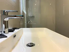 GK Niki by GK Hospitality Group - Bathroom