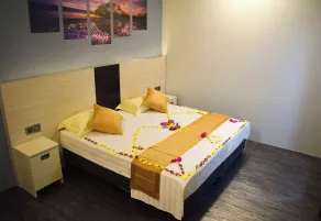 Dhiffushi Tourist Hotel - Zimmer
