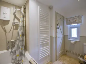 1 Gabberwell Cottages - Badezimmer