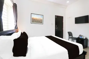Hotel O Adibatla near TCS - Room