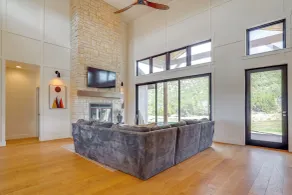 Nat'l Forest Access & Mtn Views: Family Eagar Home - Interior