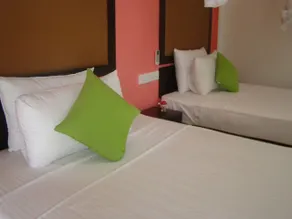 Adams Peak Inn - Room
