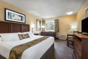 Travelodge by Wyndham San Francisco Bay - Chambre
