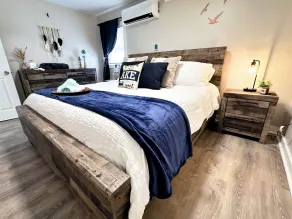 Saratoga Lakeside Retreat - Rum