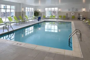 Holiday Inn Canton-Belden Village by IHG - Piscine
