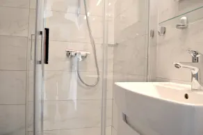 Kinderfreundliches wunderschönes Apartment mit Grill | Meerblick - Badezimmer