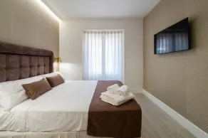 Apartamento Rosales Suites Lujo en el Centro - Værelse
