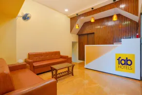 Fabexpress Colaba Grand - Reception