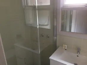 Evancourt Motel - Bathroom