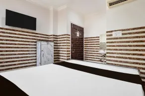 Hotel O by OYO Hiland Park Formerly Ayush Villa - Rom