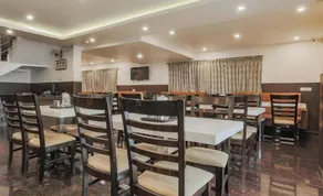 Kemp's Cave - Restaurant
