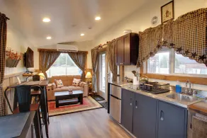 Cozy Couple's Retreat 6 Mi to Lake Pend Oreille - Interiör