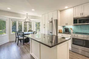 Waterfront Vacation Rental Near Louisville! - Interior
