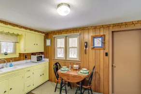Fish, Hike & Relax: Riverfront Manistique Cabin - Interni