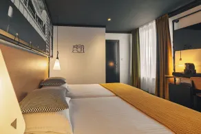 Zoom Hotel - Rum