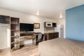 WoodSpring Suites Thornton-North Denver - Chambre