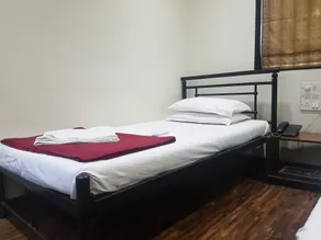 Hotel Kumkum - Room