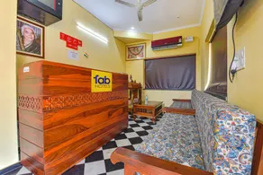 FabHotel Umrao Haveli With Pool - Reception