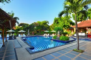 Inna Sindhu Beach Hotel & Resort - Pool