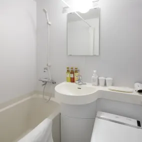 HOTEL MYSTAYS Higashi Ikebukuro - Bathroom