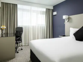 Mercure Manchester Piccadilly Hotel - Room