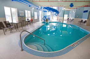 Holiday Inn Express Hotel & Suites-Hinton by IHG - Piscine