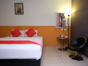 Hotel De' Tees, Masai Utama - Chambre