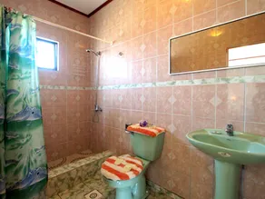 Cabañas Honu Nui Inn - Bathroom
