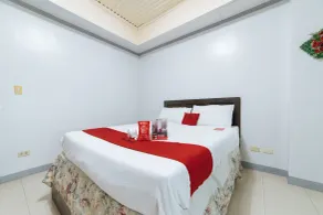 RedDoorz Plus @ Subic 2n2 Beach Resort Zambales - Zimmer