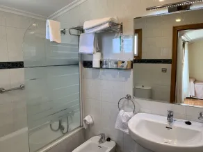 Hotel Miramar Playa America Nigran - Bathroom