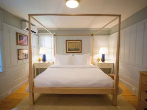 Sawyer House - Room