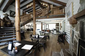 Alaskan Inn - Restaurant