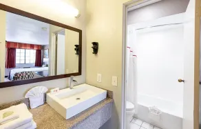Red Roof Inn Lompoc - Salle de bain