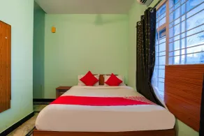 Hotel O Raja Residency Near Snow World - Room