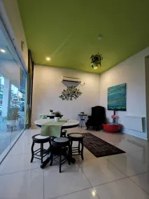 Olive Hotel - Coin salon dans le hall