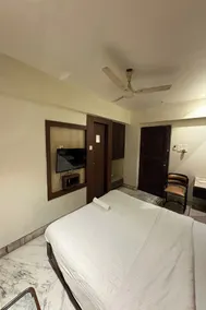 Pravasi Residency - Chambre