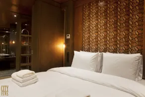 Manzo's Suites - Chambre