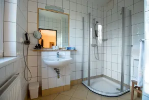 Der Marienhof Hotel Garni - Baño