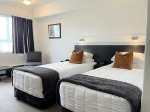 Bay Plaza Hotel - Chambre