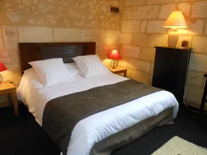 Les Logis Du Roy Suites Saint-Emilion - Chambre
