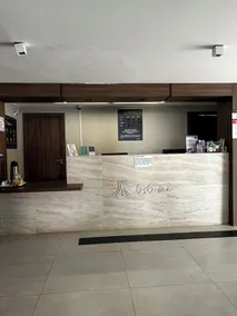 Riviera Hotel by Bsb Inn - Reception