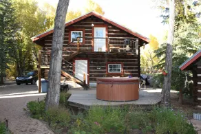 Riverside Meadows Cabins - View from room