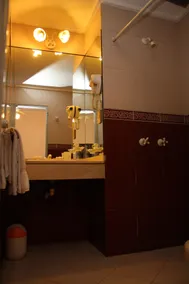 Hotel Internacional - Bathroom