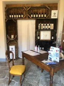 Agriturismo La Posta Reale-Wine cellar - Reception