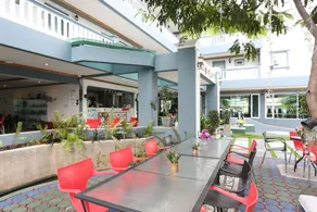 The Lilly Hotel - Restaurant