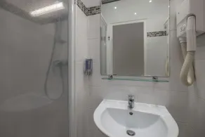 Hotel la Perle Montparnasse - Bagno